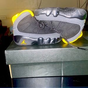 Shoes baby size 4c